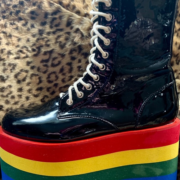 Current Mood x Dollskill Rainbow Platforms - Picture 4 of 7